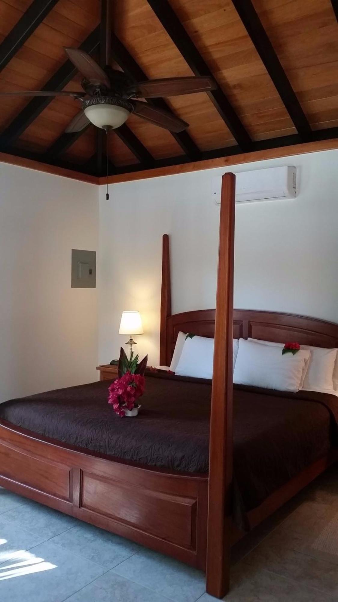 Cocotal Inn And Cabanas San Pedro  Quarto foto